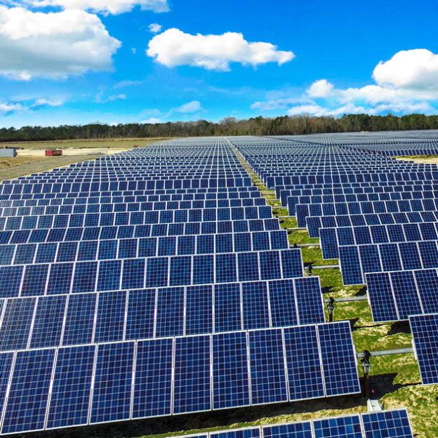 W Polsce powstaje największa farma fotowoltaiczna. Przy produkcji zielonej energii pracować będą dotychczasowi górnicy